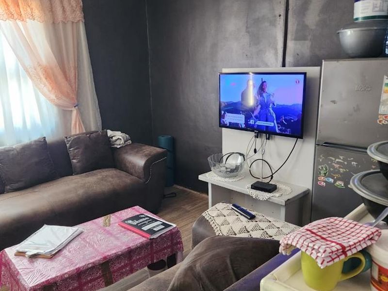 For Sale: Three-Bedroom House in Acacia Park, Phillip - Photo 10