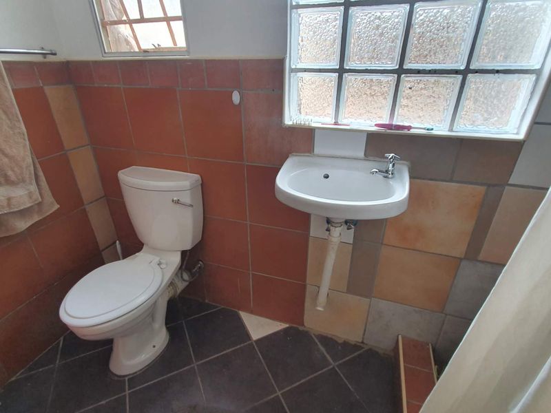 5-Hectare Equestrian Estate with Two Homes – Brakwater, Windhoek5ha Equestrian Estate with 2 Homes - Photo 10