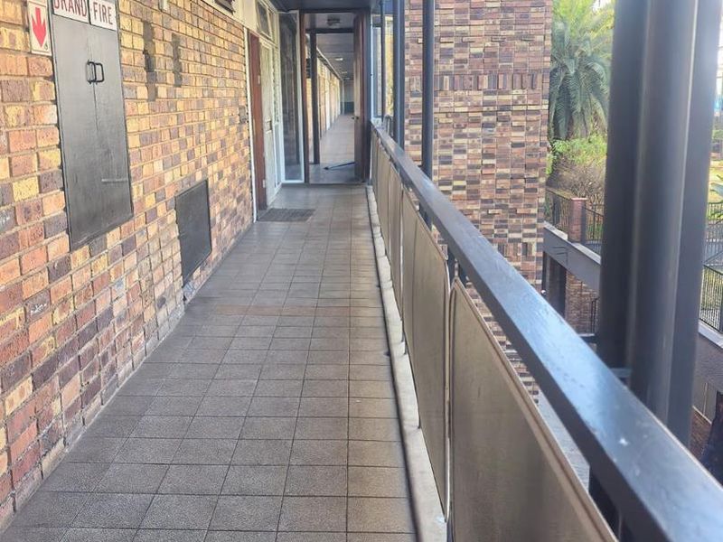 Bachelor flat for sale in Sunnyside - Photo 6