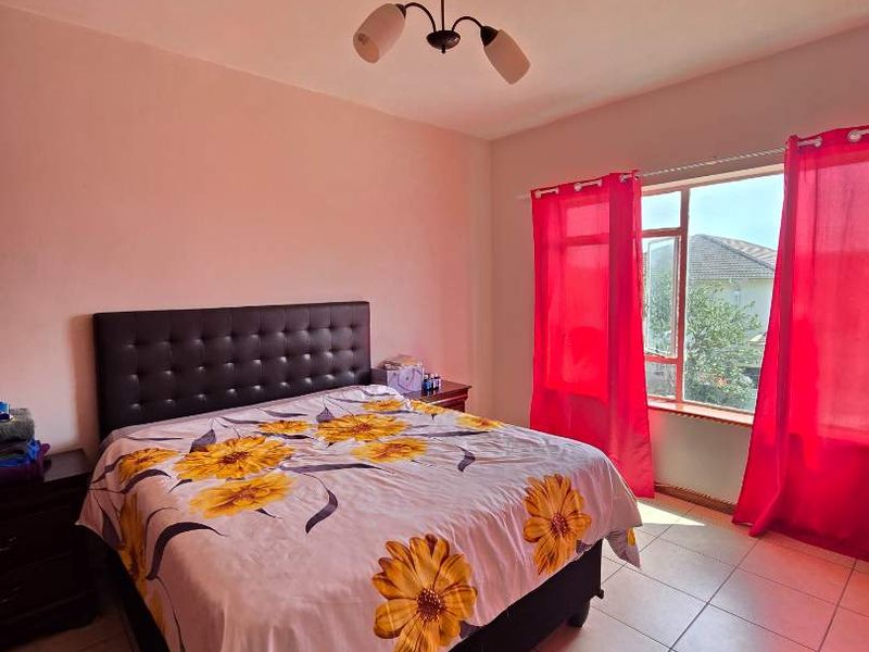 Spacious 2-Bedroom Apartment to Rent – Newton Park - Photo 8