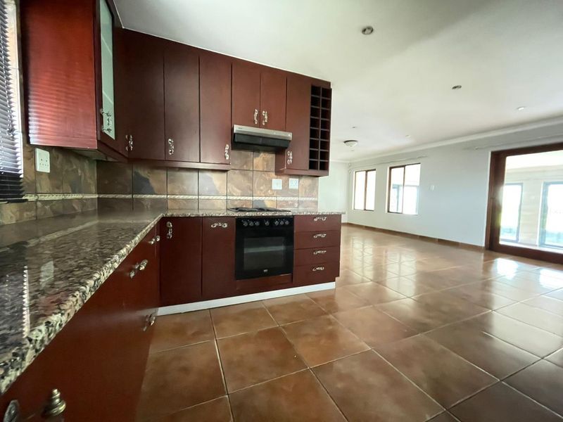 BEAUTIFUL FAMILY HOME FOR SALE IN AMBERFIELD RIDGE ESTATE!!! - Photo 10