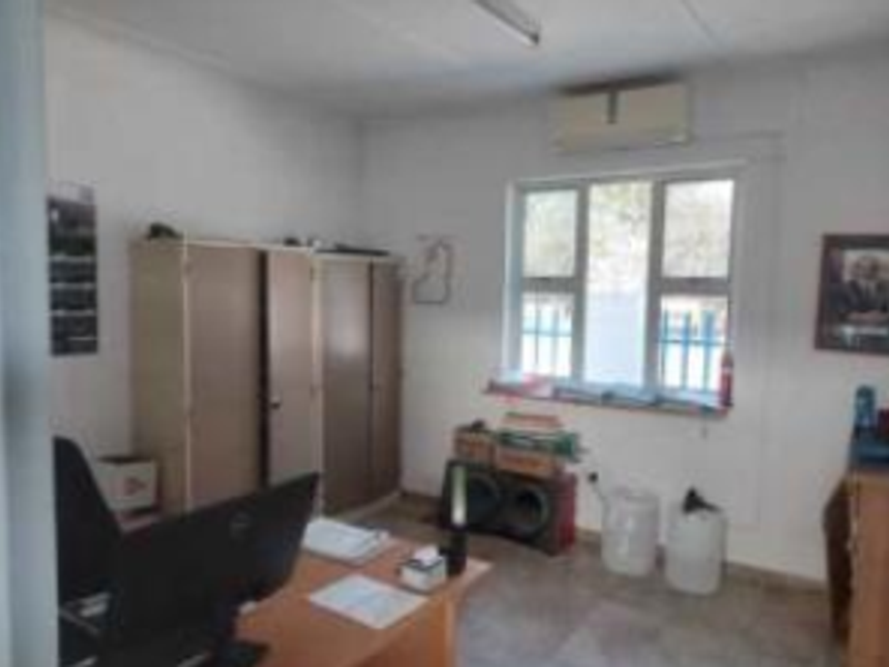 Workshop For Sale in Ongwediva - Photo 4