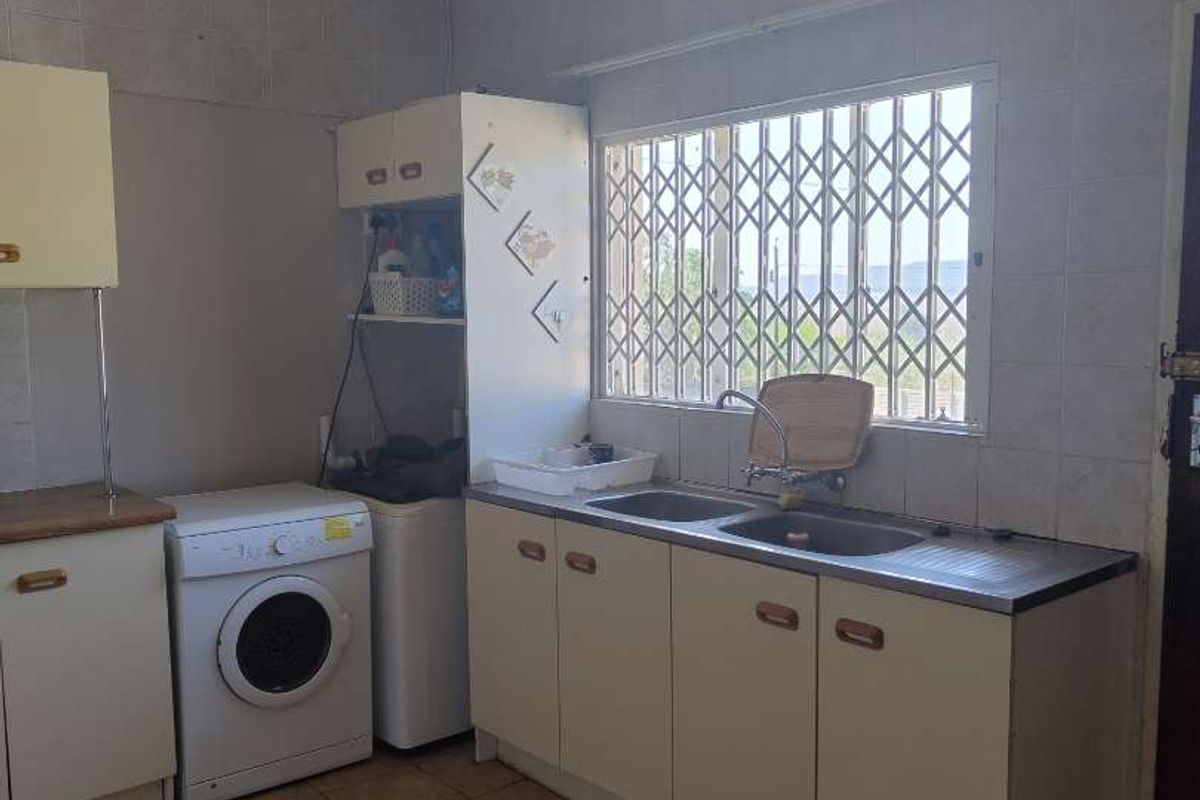 Investment Opportunity in Glencoe. - Photo 4