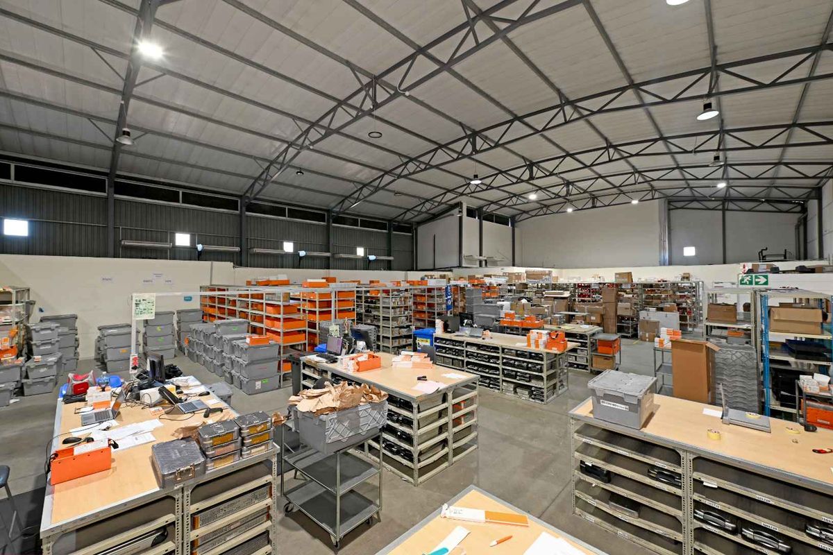 Strategic Industrial Facility in Montague Gardens – Built for Blue-Chip Operations - Photo 3