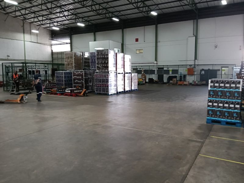 3301.50m2 | SPRINKLERED | 10m HEIGHT | SUPERLINK ACCESS - Photo 9