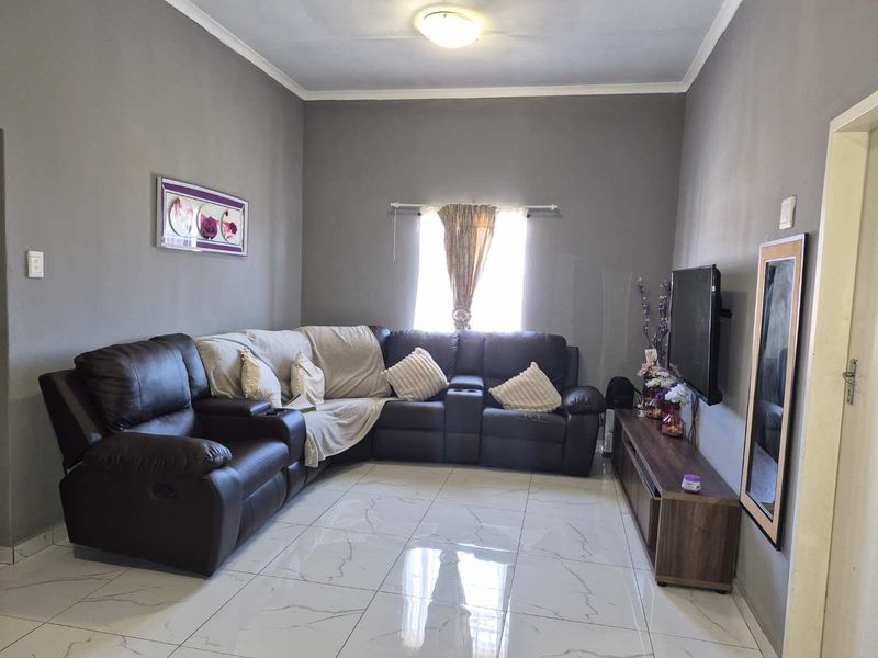 1 Bedroom apartment to rent in Norkem Park Ext 2 - Photo 3
