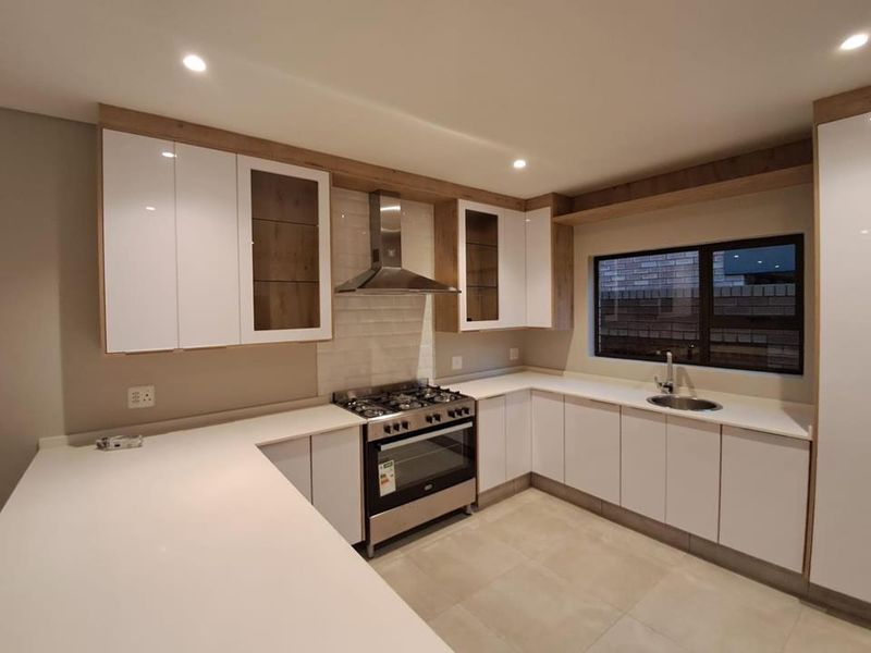 NEW DEVELOPMENT COMING SOON Ultra-Modern Spec Home!! - Photo 2