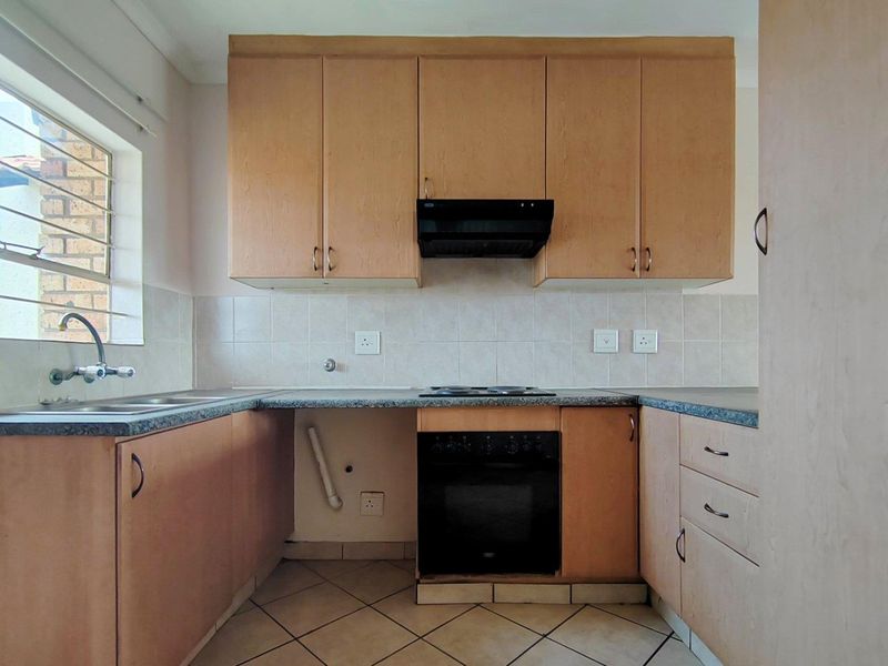 Perfect 2Bedroom 1st floor apartment! - Photo 3