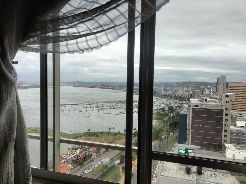 Secure Two-Bedroom Home with Sea Views in Durban Central - Photo 2