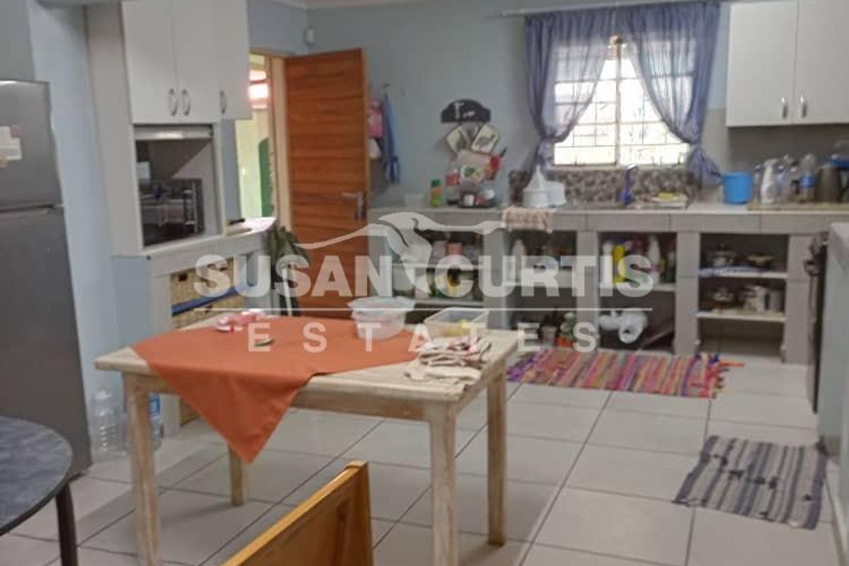 Usakos family home - Photo 5