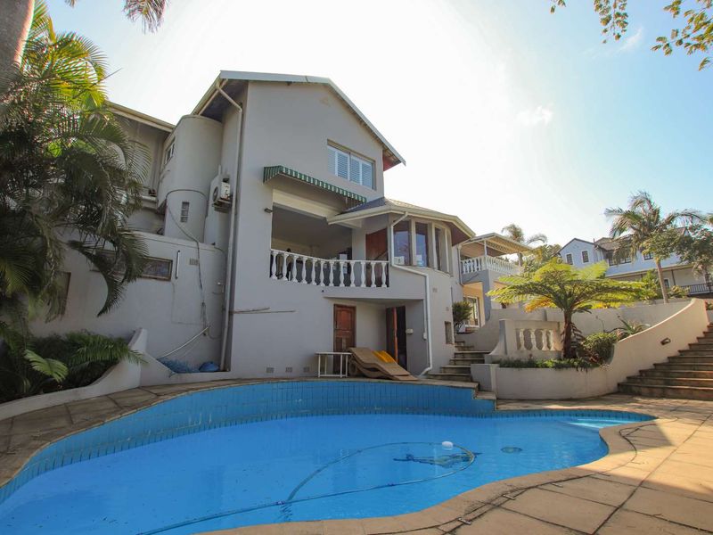 Welcome to your five bedroom dream home - Photo 3