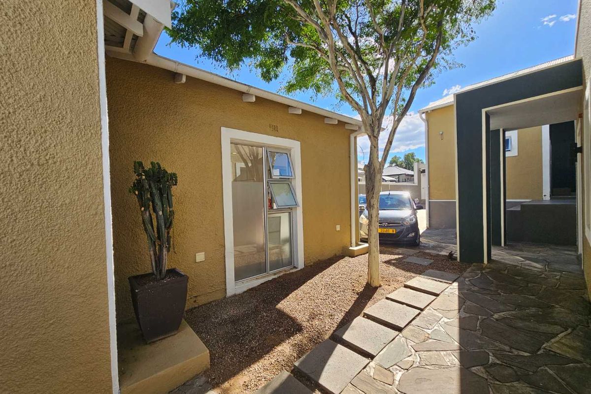 Exceptional Windhoek CBD Office Space: High ROI Potential - Photo 4