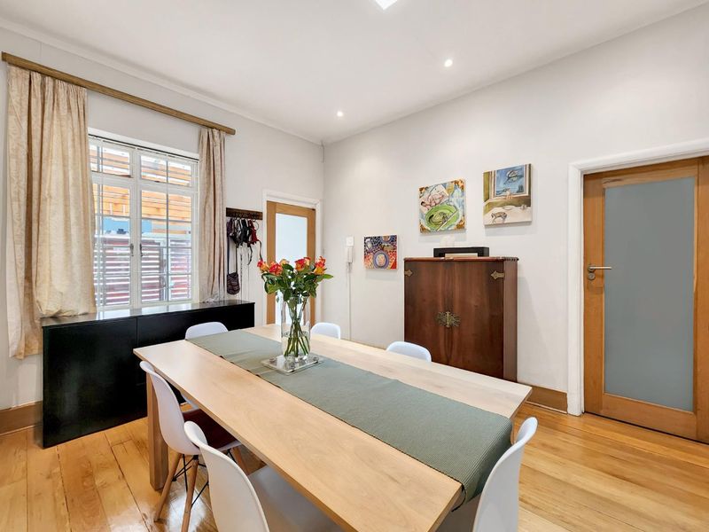 Upper Sea Point home on the border of Fresnaye - Photo 7