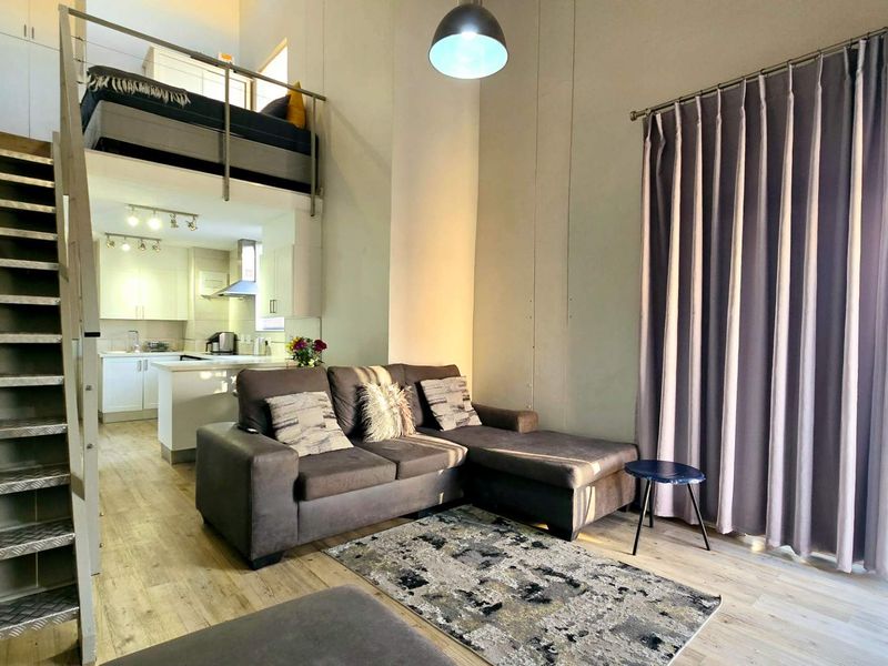 Modern Loft Apartment in a Secure Complex - Photo 1