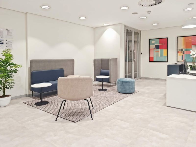 Book open plan office space for businesses of all sizes in HQ Killarney Mall - Photo 6