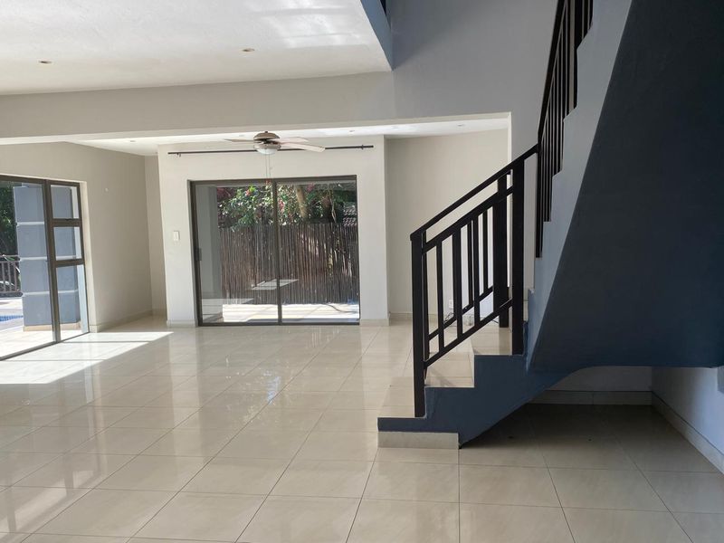 Rental Home in Palm Lakes Estate - Photo 5