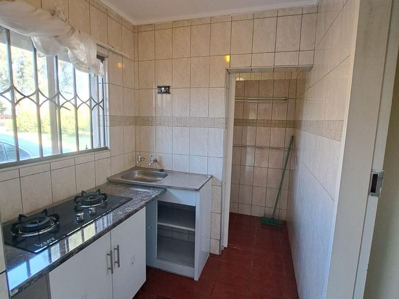 Charming Garden Cottage to Let in Benoni Orchids - Photo 3