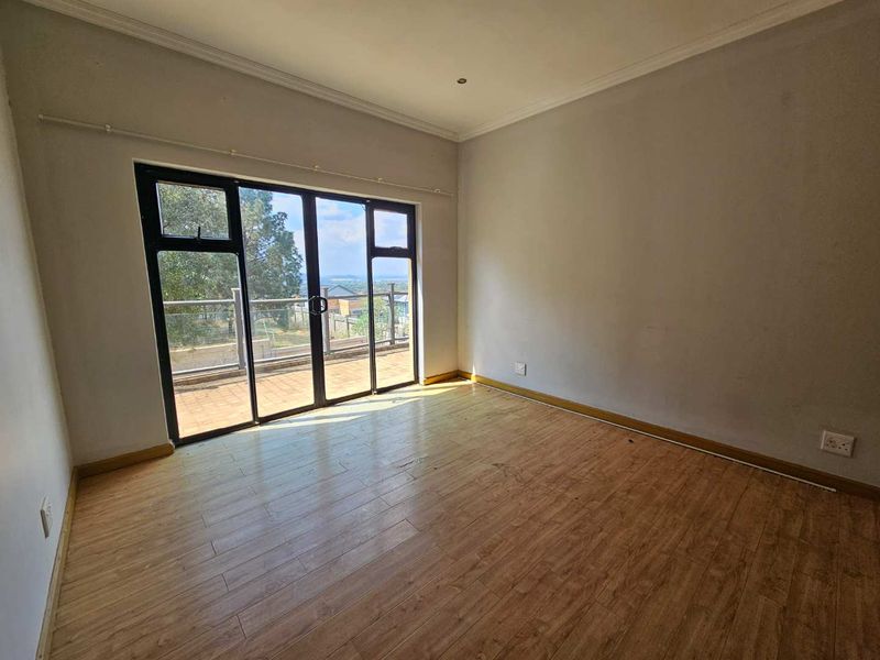 4 bedroom double story house for sale - Photo 4