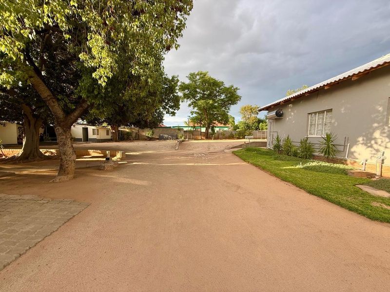 14 Bedrooms Houses For Sale in Outjo - Photo 5