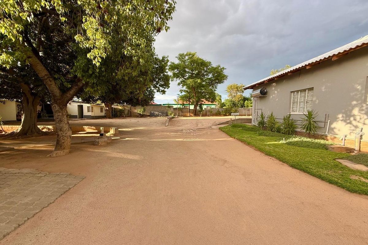 14 Bedrooms Houses For Sale in Outjo - Photo 5