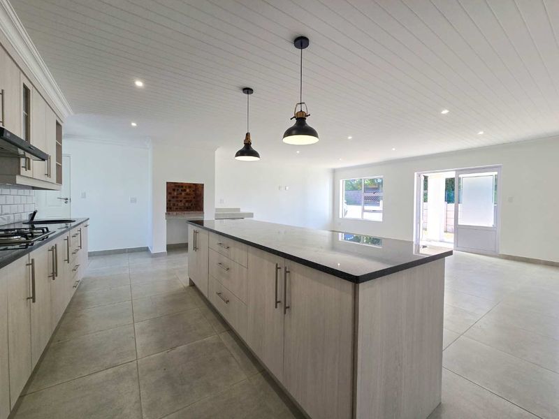 Newly built - Modern family home for sale in Stilbaai-Wes. - Photo 6