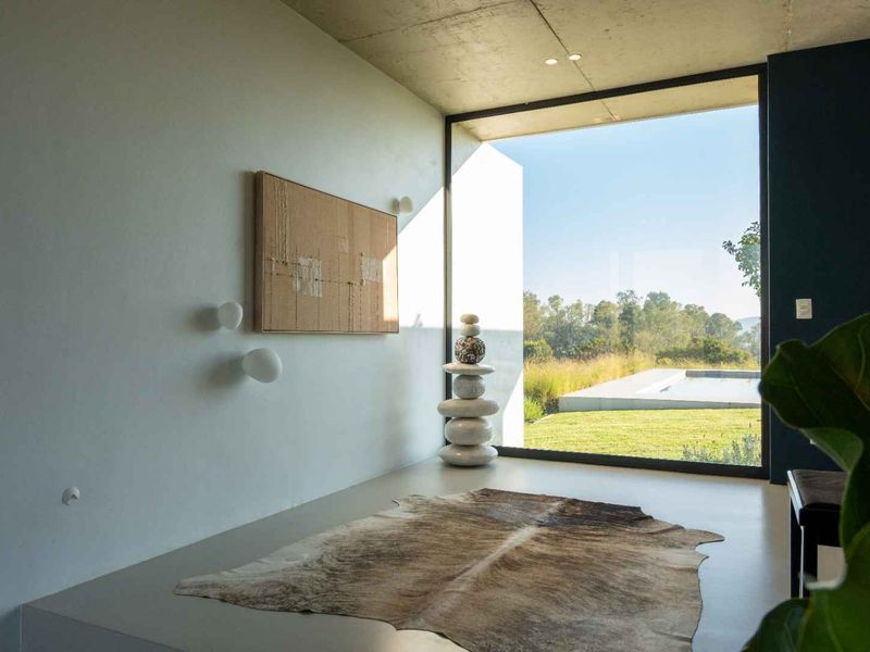 Where Contemporary Design Meets Country Serenity - Photo 10