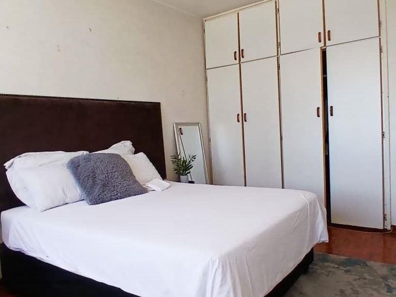 Great apartment for first time home buyers or for investors to generate good rental income. - Photo 3