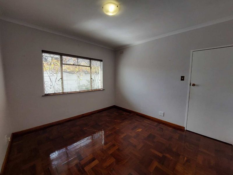 Two Rooms Available For Health Professionals - Photo 2