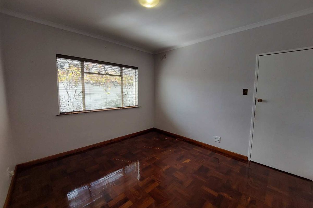 Two Rooms Available For Health Professionals - Photo 2