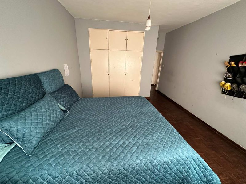 COZY GROUND FLOOR APARTMENT IN SECURE COMPLEX - Photo 8