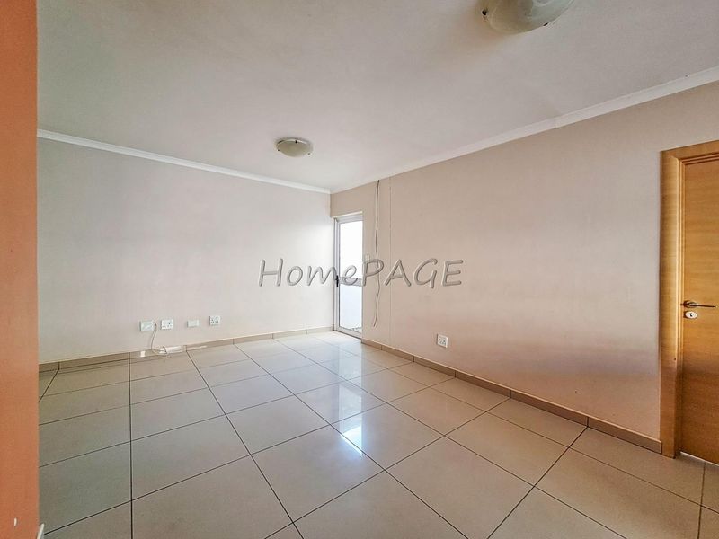 Hermes, Walvis Bay:  Very neat 2 Bedr unit in Natalie Park is for sale - Photo 5