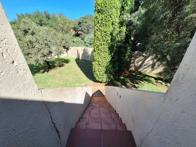 2 Bedroom 2 Bathroom - Photo 3