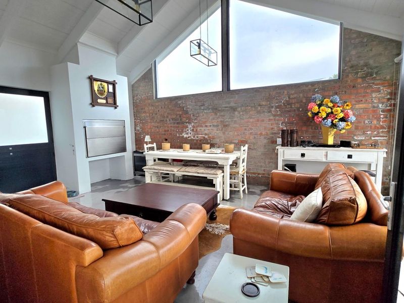 Modern Living and Family Bonding: Your Dream Home in Franskraal - Photo 7