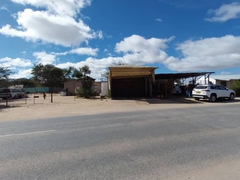Okahandja - 2 Bedroom House For Sale - Photo 3