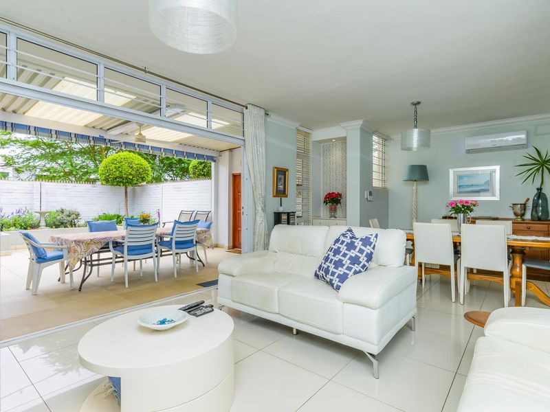 Position Position Position!!  100 Meters to Umhlanga Village - Photo 2