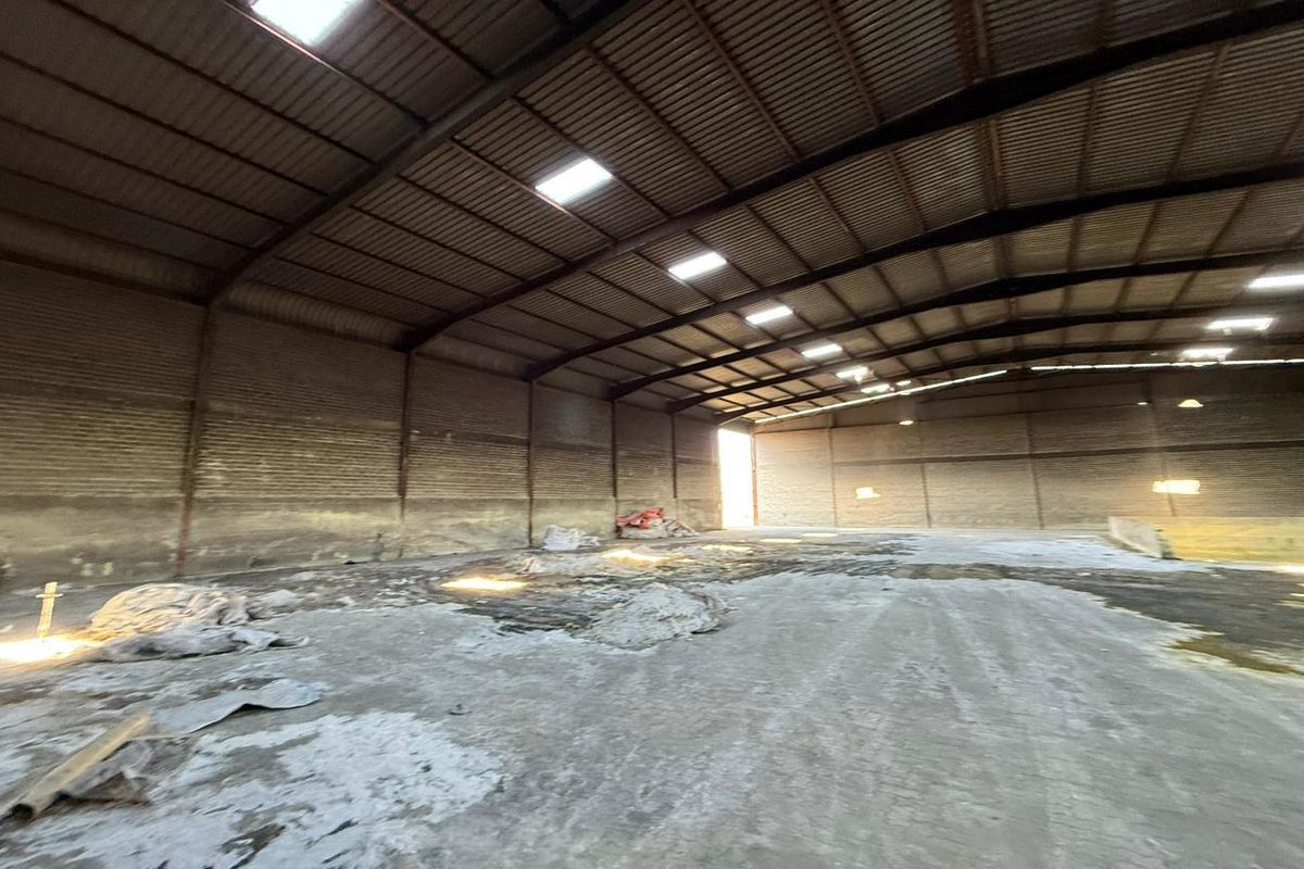 Large Industrial Property For Sale in Arandis - Photo 5