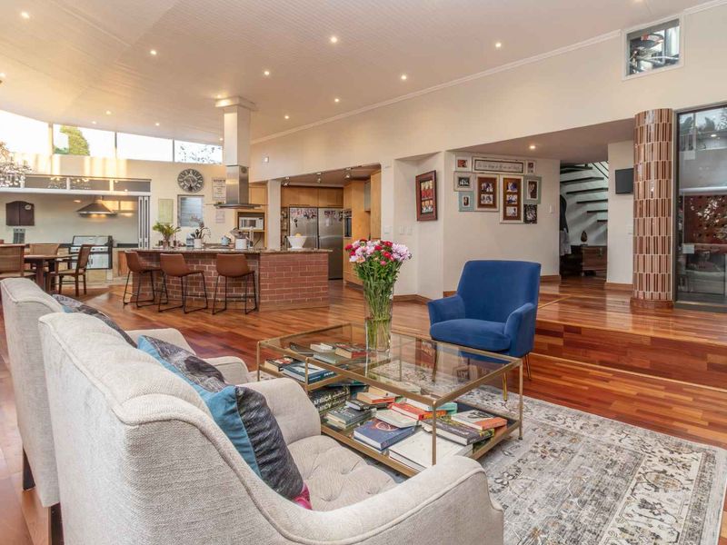 Exceptional 5 Bed Family Home in Hurlingham Manor - Photo 9