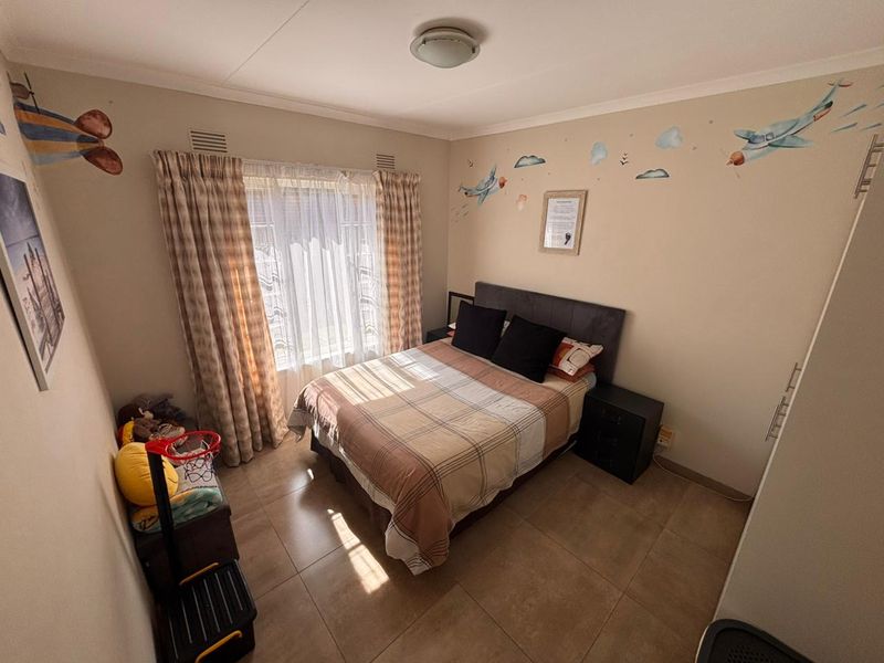 Spacious Family Townhouse To Rent in Secure Amberfield Estate, Hillcrest - Photo 9