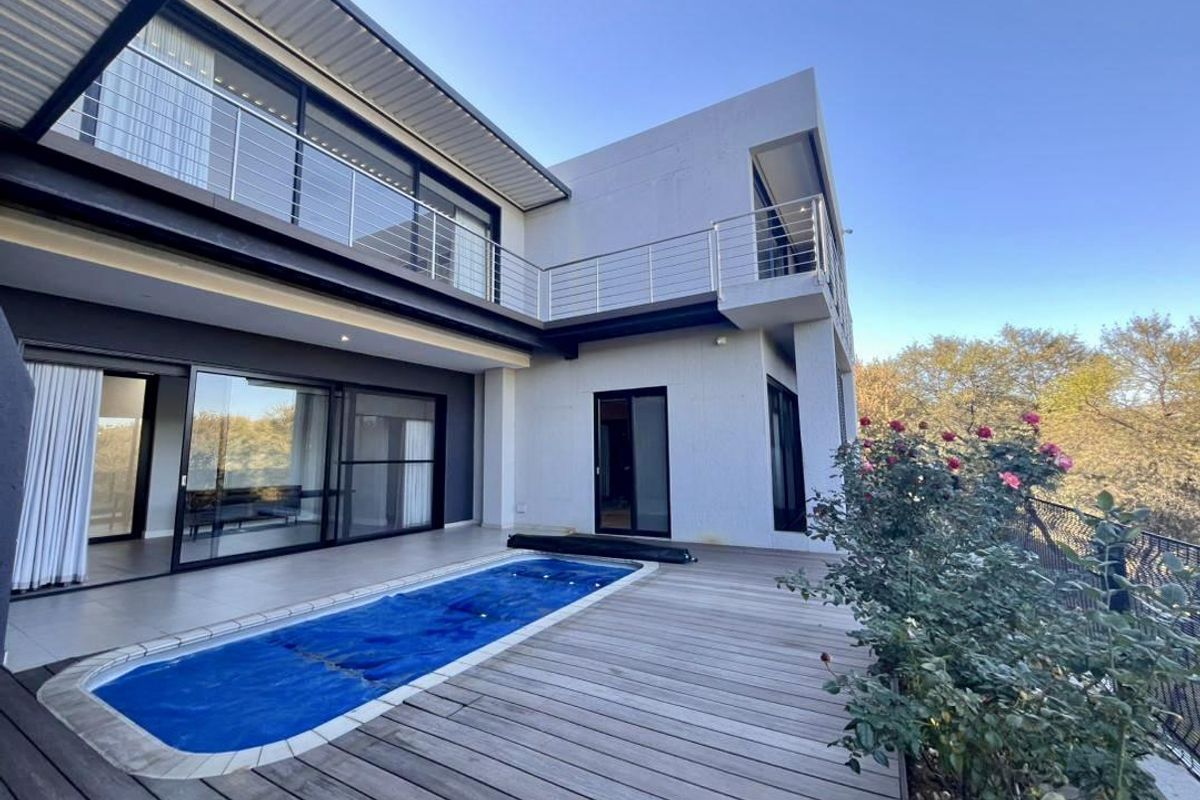An Exclusive Address for the Discerning Tenant - Photo 2