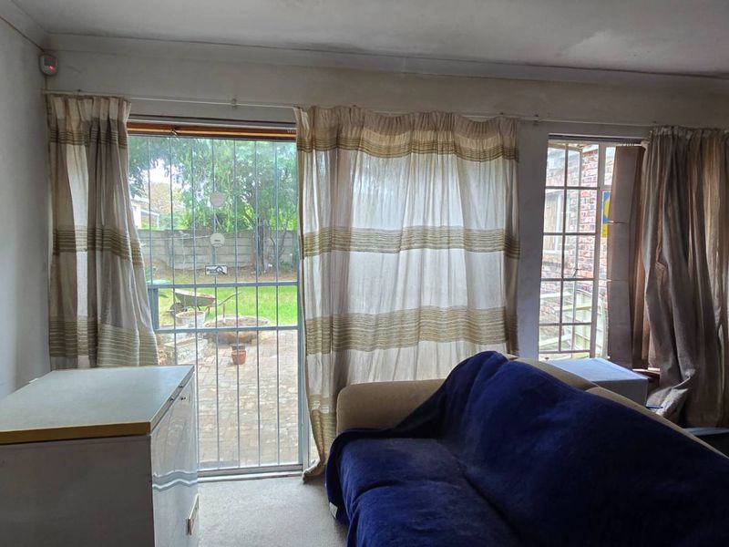 Good Position - Photo 8