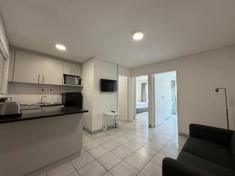 Furnished Two-Bedroom Apartment to Rent Close to Stellenbosch University - Photo 1