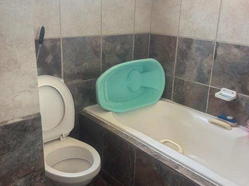 2 Bedrooms Apartment for Sale in Sunnyside, Pretoria - Photo 6