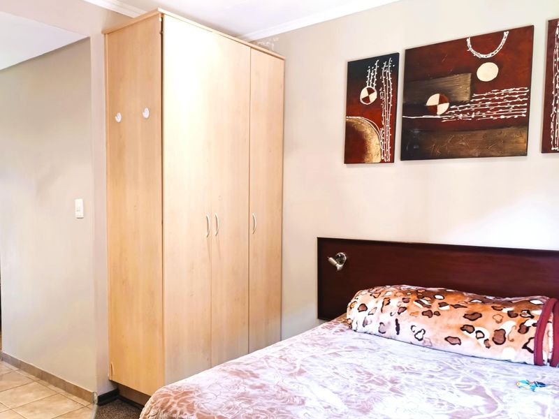 Stop donating money to rent - Photo 5