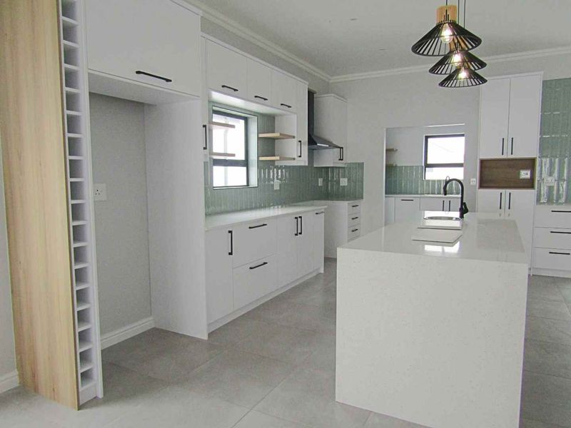 Newly build home designed for modern living - Photo 5