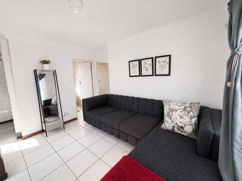 **Charming 2-Bedroom spacious yard home for sale in Roodekop - Photo 7