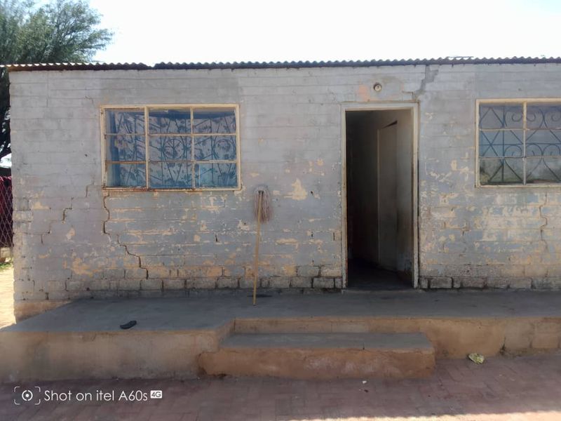 Windhoek, Katutura, Namibia | 3 Bedroom home for sale - Photo 2