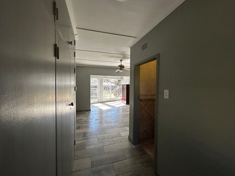 Stunning 4 bed home - Photo 9
