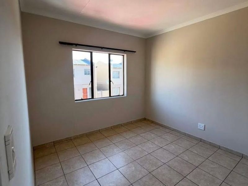 Lantana Court Gem: 2 Bedroom Townhouse at a Great Price - Photo 5