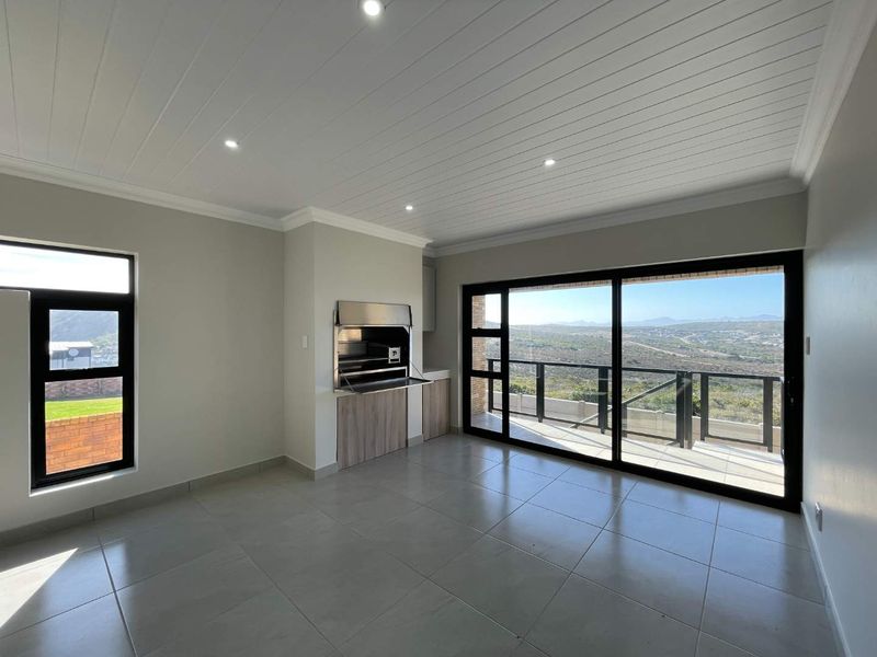 Brand New Modern Low-Maintenance Facebrick 3 Bedroom Duet Home For Sale in Island View, Mossel Bay - Photo 7