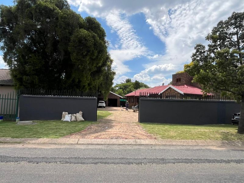 Ideal Home For Comfort - Photo 2